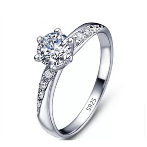 18K White Gold Crsytal Diamond Engagement Ring - Picture 2 of 13